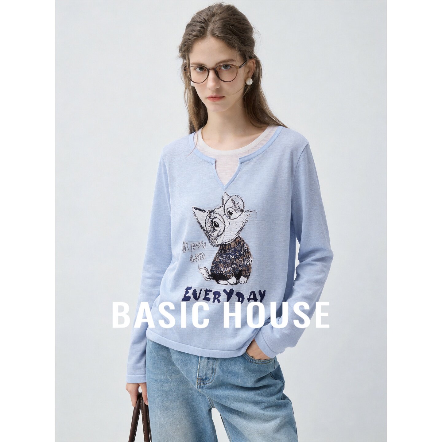 Basic House/百家好浅蓝假两件V领针织衫女减龄宽松显瘦长袖上衣