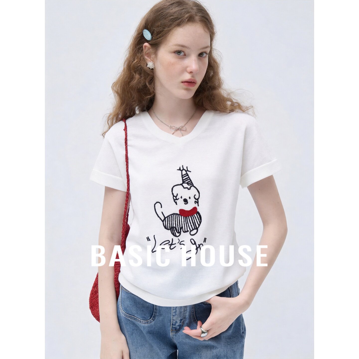 Basic House/百家好V领简约短袖针织衫女夏季白色休闲圆领套头T恤