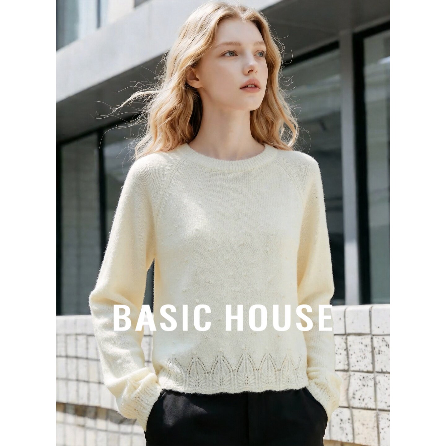 Basic House/百家好圆领长袖羊毛针织衫女秋杏色镂空花纹纯色毛衣