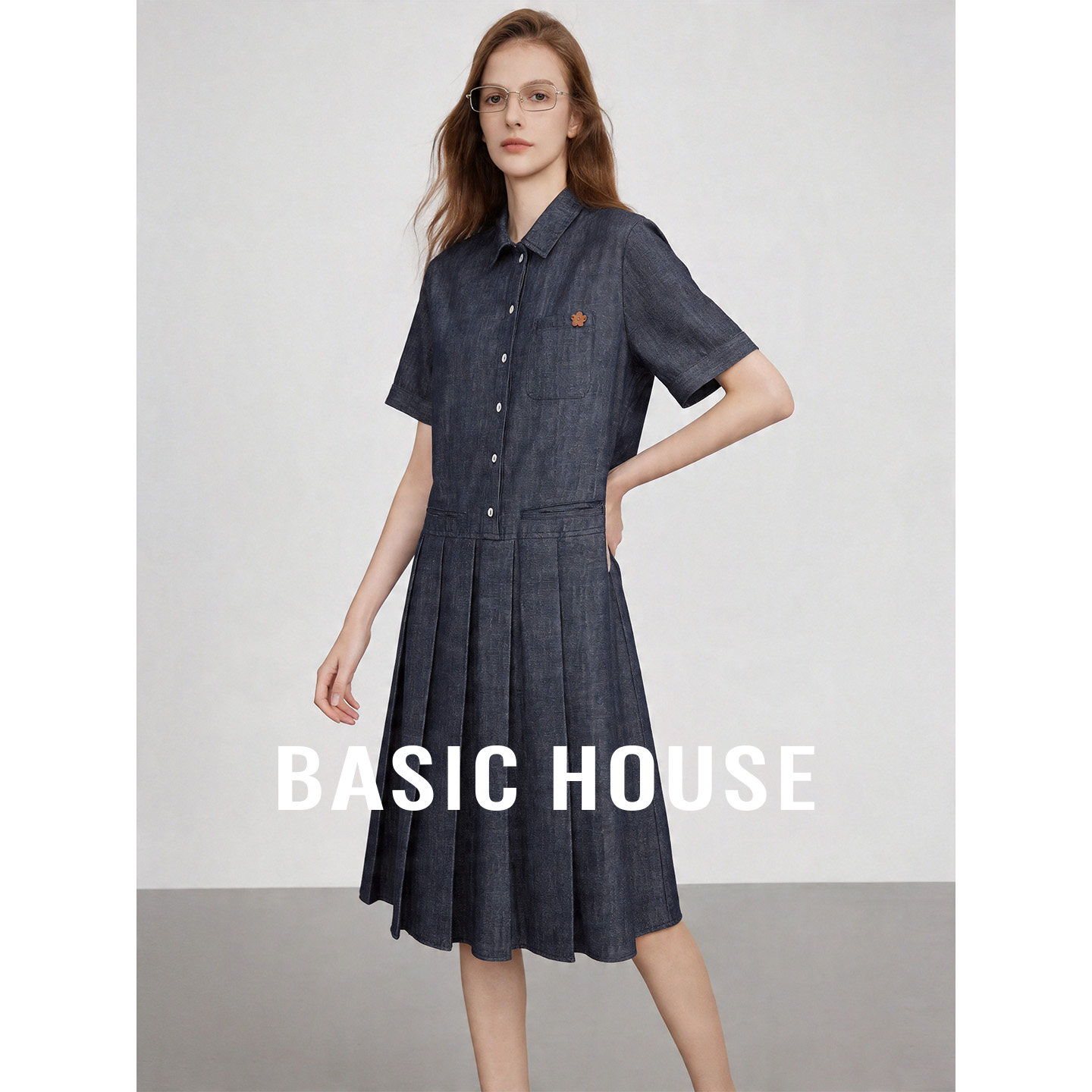 Basic House/百家好翻领百搭百褶连衣裙女26夏季学院风减龄中长裙
