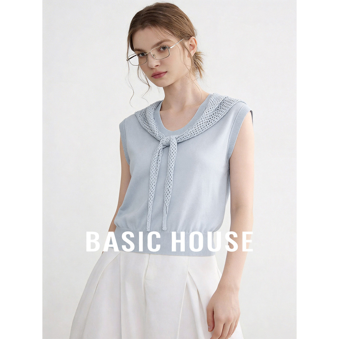 Basic House/百家好蓝色无袖可拆卸披肩针织衫女夏莱赛尔透气上衣