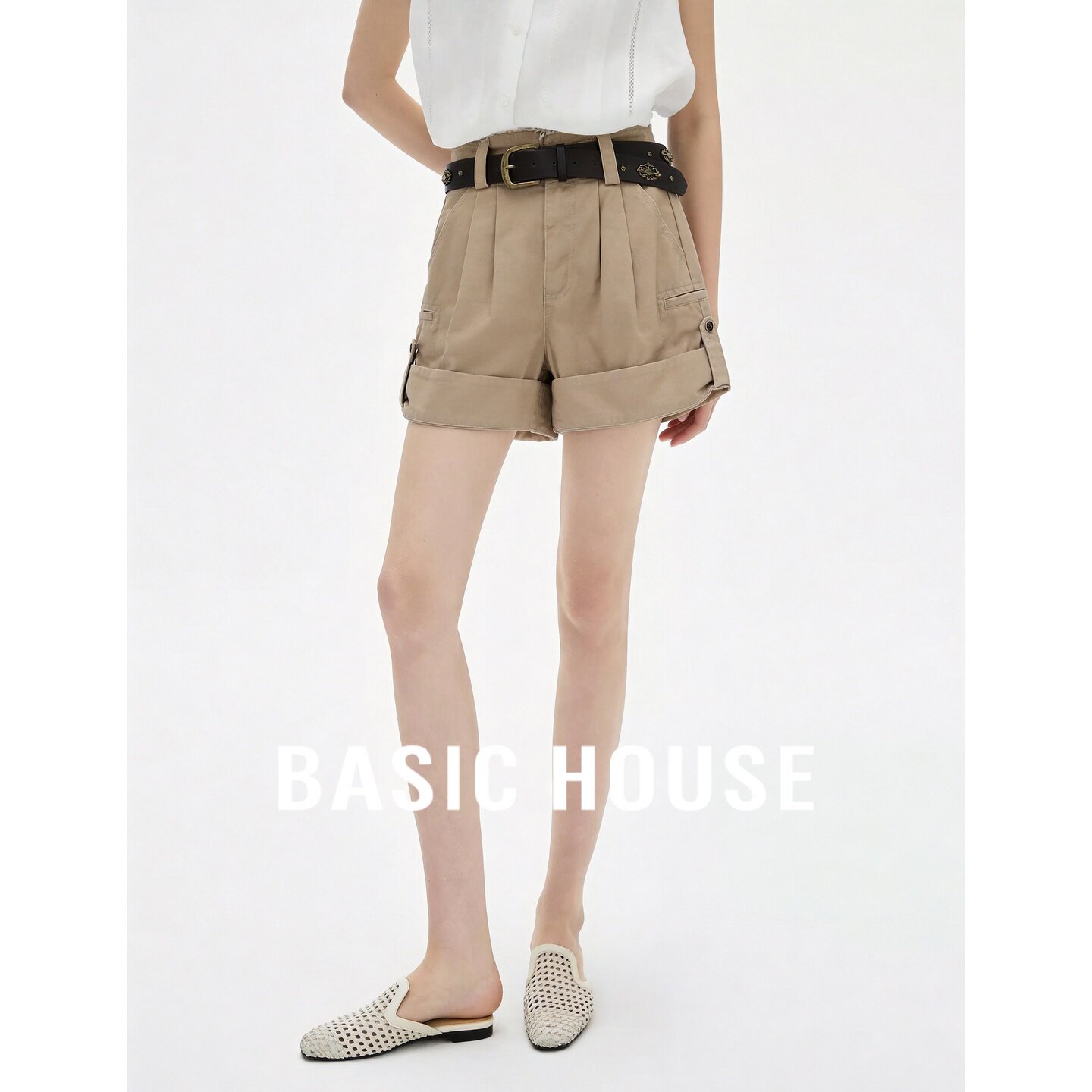 Basic House/百家好复古工装风高腰卡其色短裤女夏宽松卷边休闲裤
