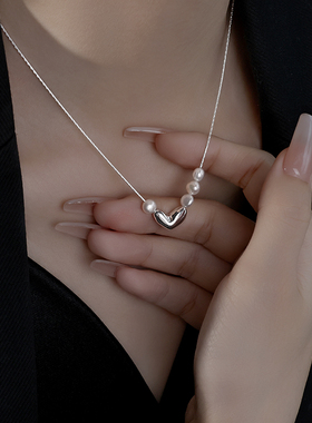 韩国爱心珍珠项链女小众设计高级感配饰颈链2024年新款爆款锁骨链