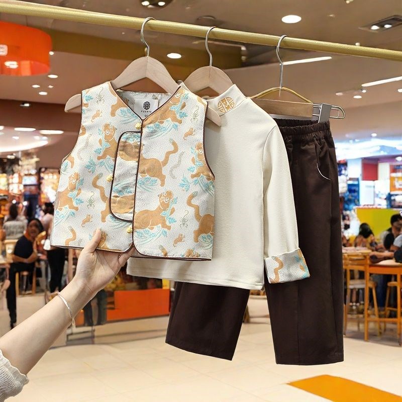 新中式国风唐装宝宝春装套装男童2025古装女童汉服周岁马甲三件套图片