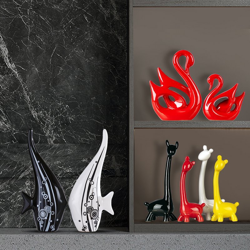 软装摆件艺术创意家居现代陶瓷玄关客厅电视柜酒柜工艺装饰品