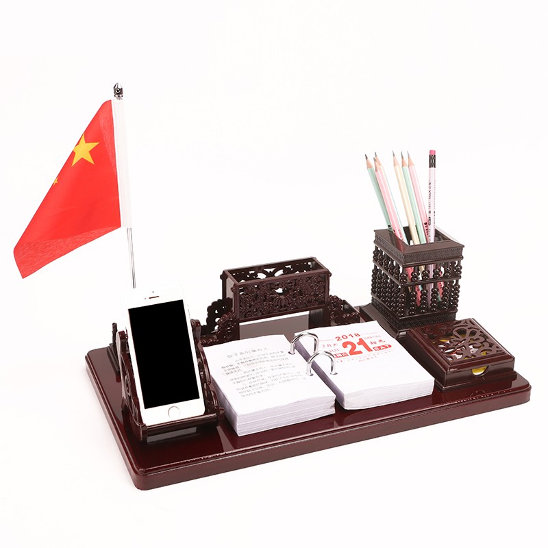 2022年高端木质创意商务台历架订制办公桌面笔筒摆件礼品实用客户