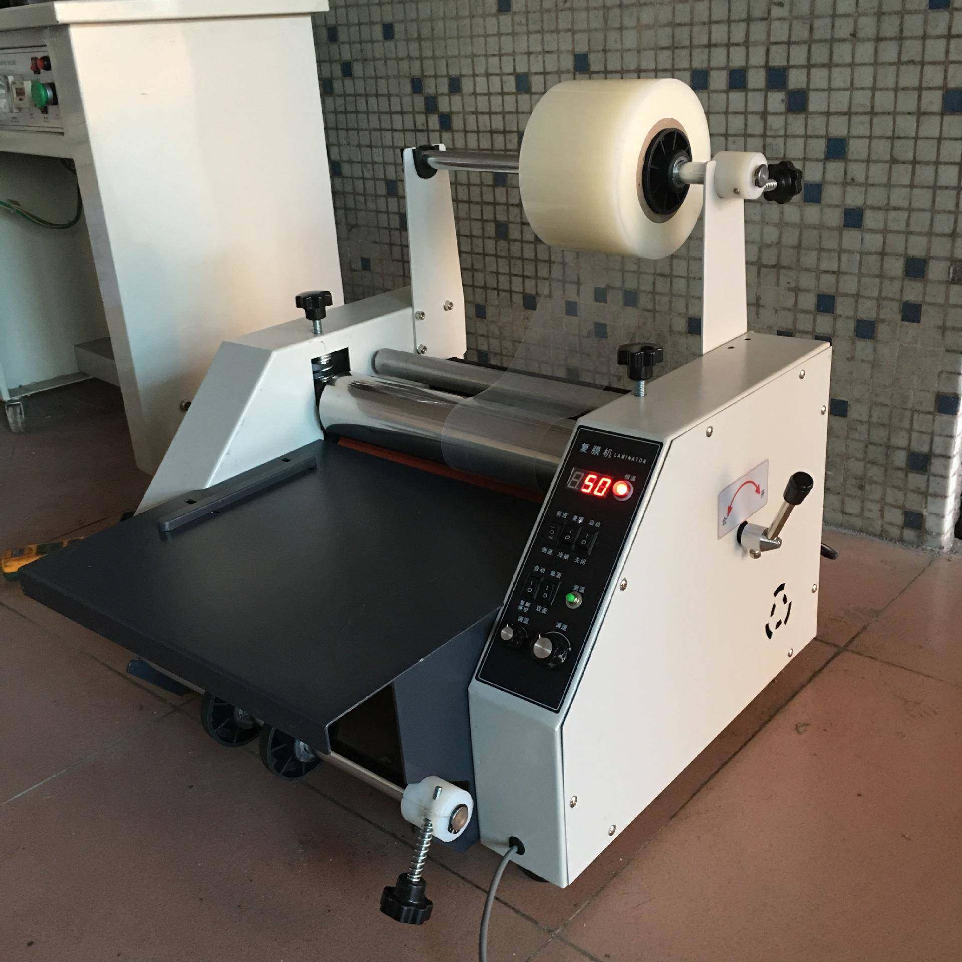 供应双面覆膜机、覆膜机、加温覆膜机相册封面过胶机机型,纺织面料/辅料/配套,其他纺织机械,淘宝优惠券,粉丝福利购,淘宝优惠卷