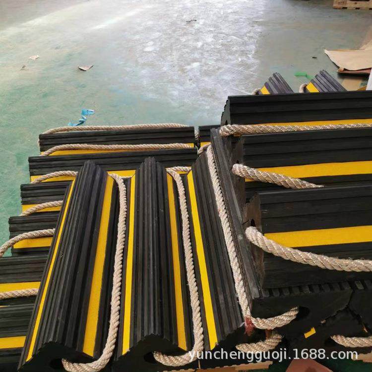 卡车固定器防滑防撞固定飞机轮加大加长轮档车轮止退器