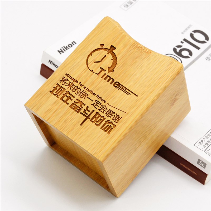 方形笔筒学生桌面大容量办公室竹制天然雕刻手工创意成年毕业礼