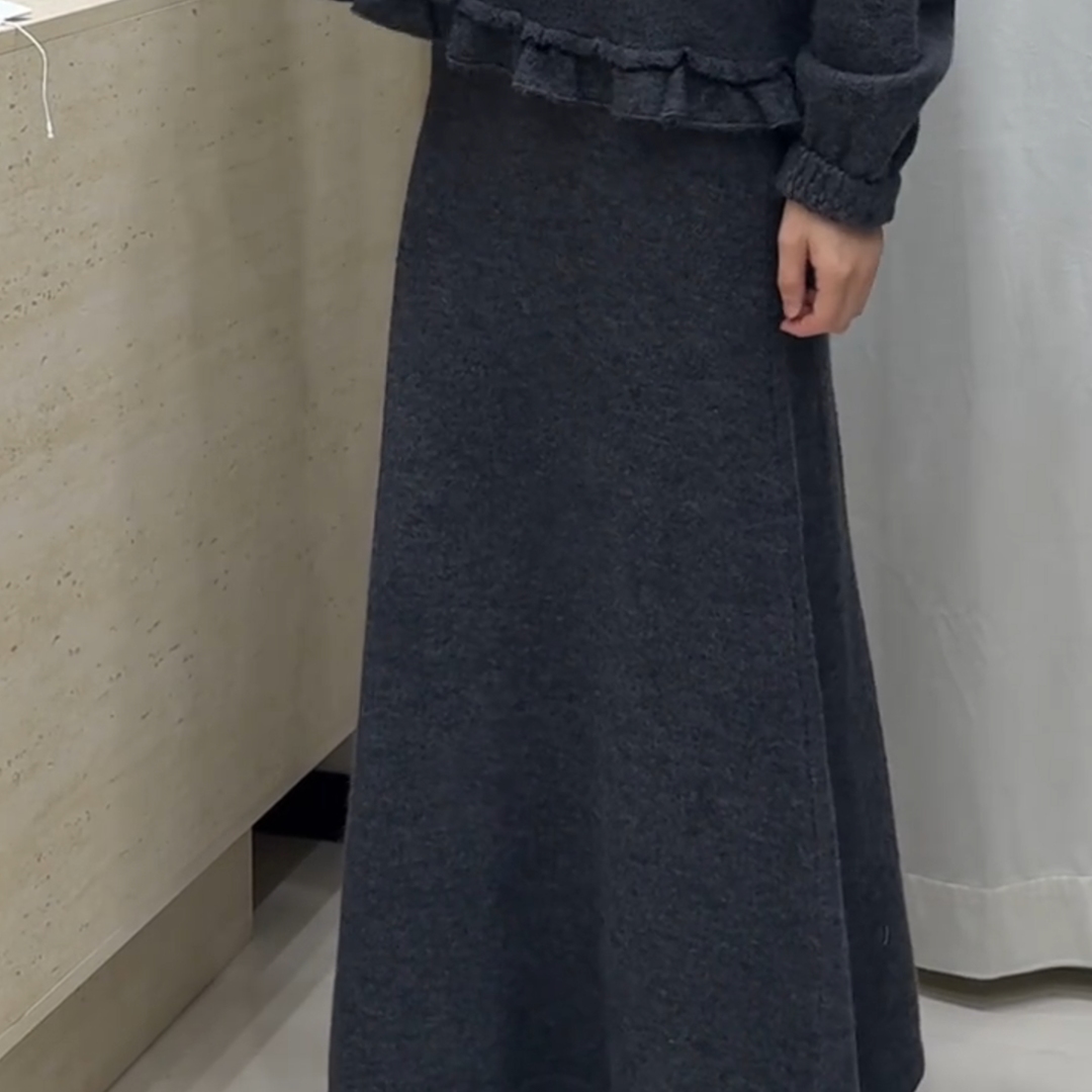 灰色高腰秋冬新款软糯包臀半身裙