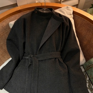 深冬氛围感加厚保暖呢子大衣女2025新款 设计感小个子独特毛呢外套