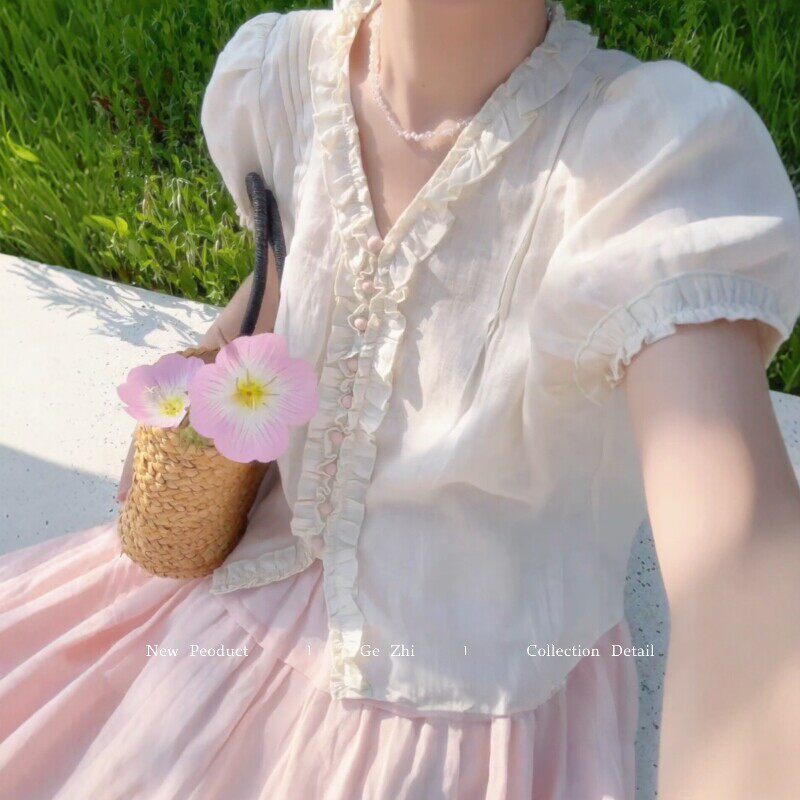 艺术生初恋穿搭2026夏季温柔风甜美减龄女士休闲木耳花边短袖衬衫