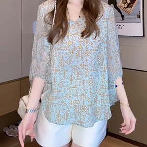 夏季新款2026时尚减龄碎花防晒上衣女高级感轻奢雪纺微胖百搭衬衫
