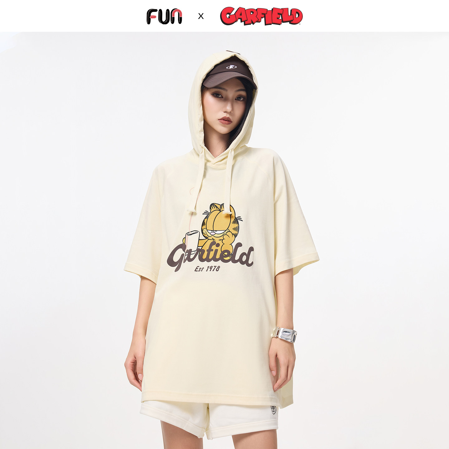 Fun潮牌连帽T恤男女款2025年加菲猫联名卡通印花休闲五分袖上衣