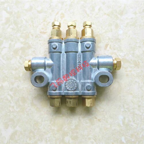 ishan台湾裕祥容积式定量分配器油排DT-200 DT-300 DT-400 DT-500