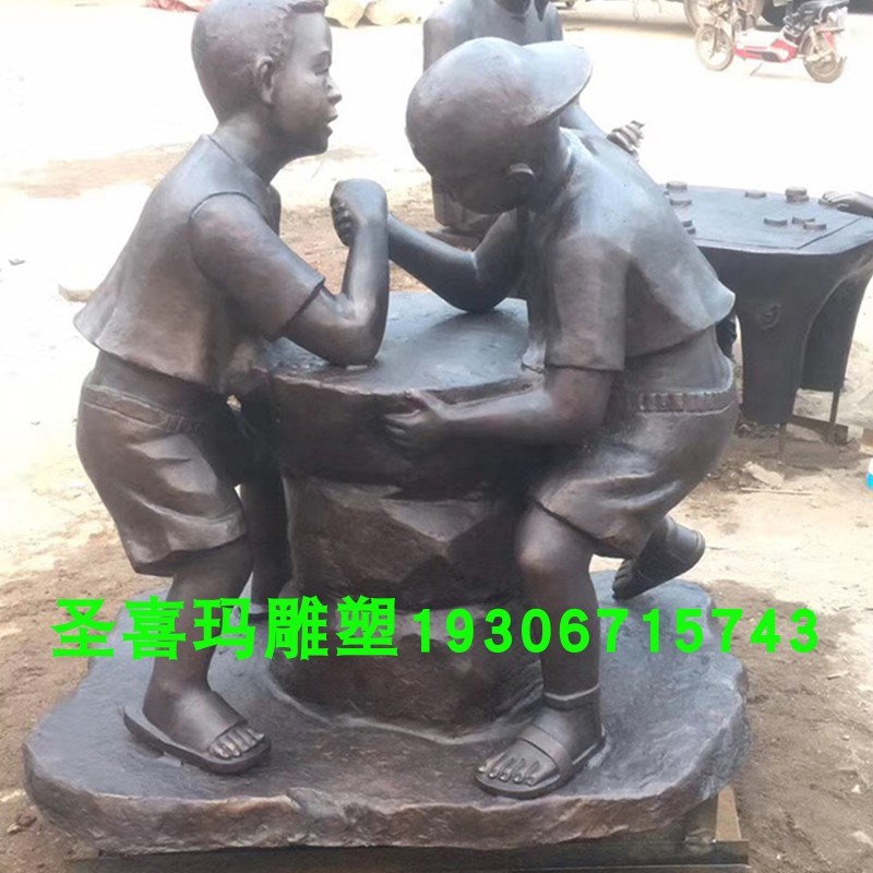 铸铜民俗人物雕塑定制纯铜童趣年味主题铜雕玻璃钢放鞭炮园林景观