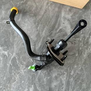 41610 R1100适用现代Hb20离合器总泵 1S500