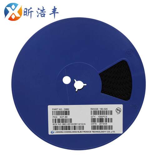 D882SOT-89贴片三极管2SD882功放三极管大芯片3A30VNPN晶体管