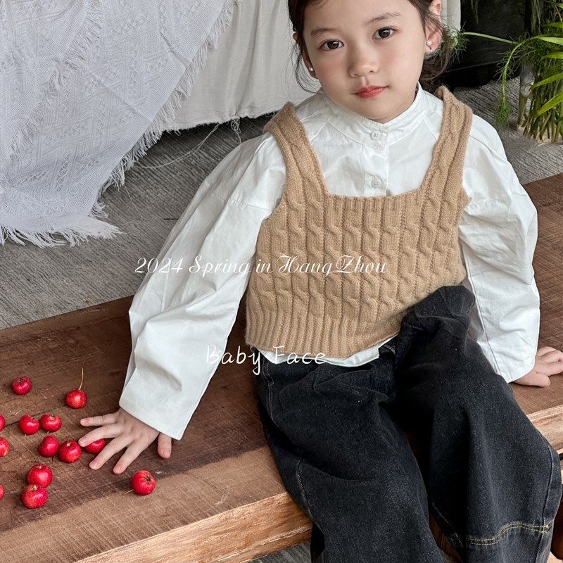 韩国版2024春款女童时髦复古白色衬衫针织吊带马甲洋气阔腿牛仔裤