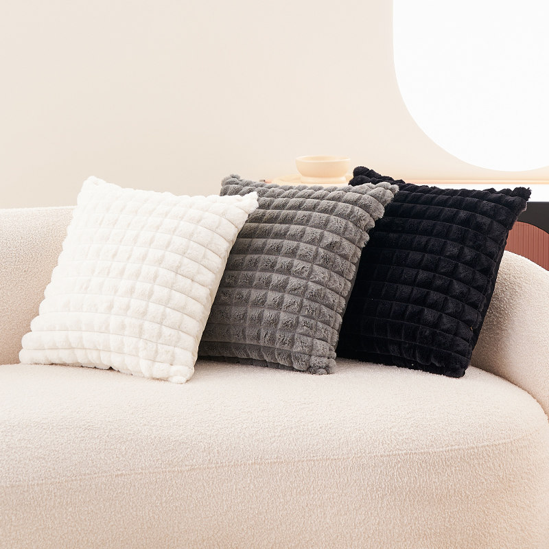 现代简约风客厅沙发抱枕毛绒格子方形靠枕套腰靠垫床上靠背枕芯