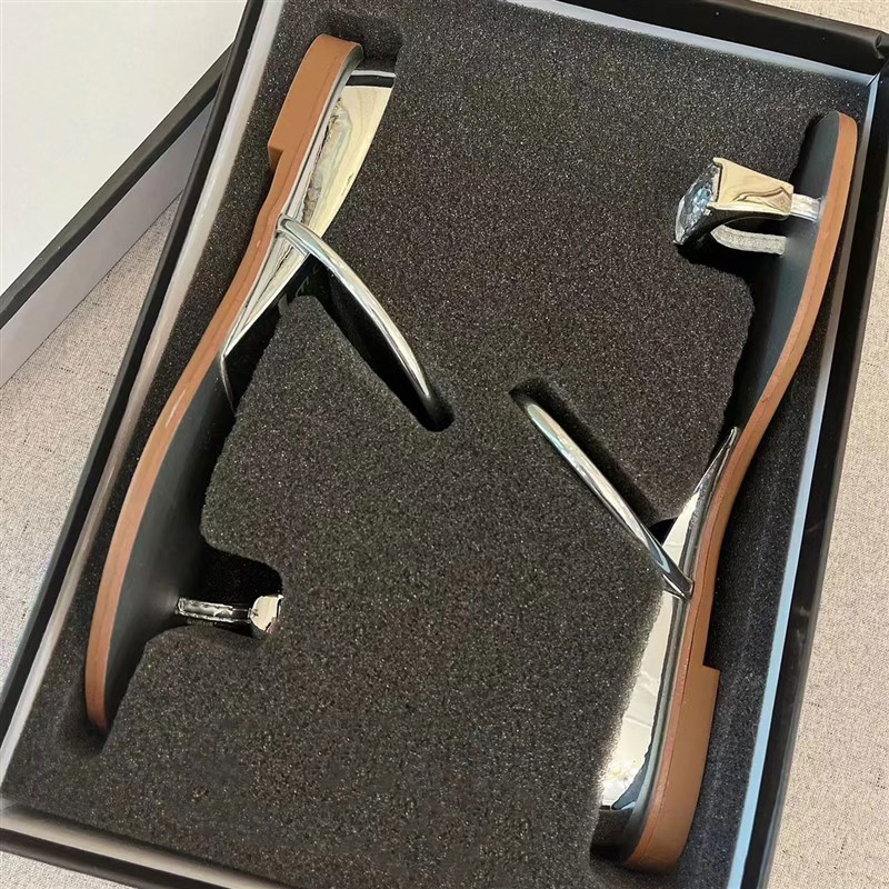 水钻鸽子蛋外穿凉鞋仙女风2025夏季新款露趾真皮防滑透气休闲拖鞋