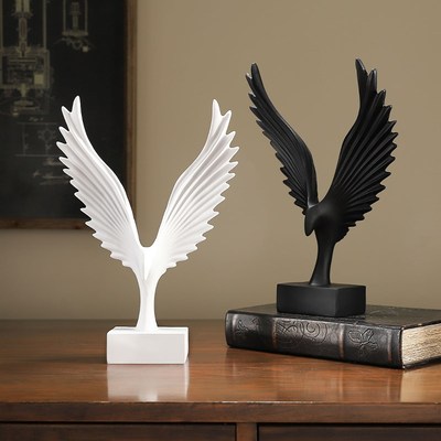 现代简约客厅摆件高端大气上档次酒柜套装摆件大鹏展翅摆设工艺品