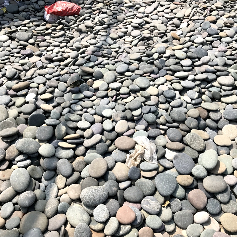 天然鹅卵石扁石头铺路石子园艺鱼缸石头雨花石鹅暖石压泡菜石片石