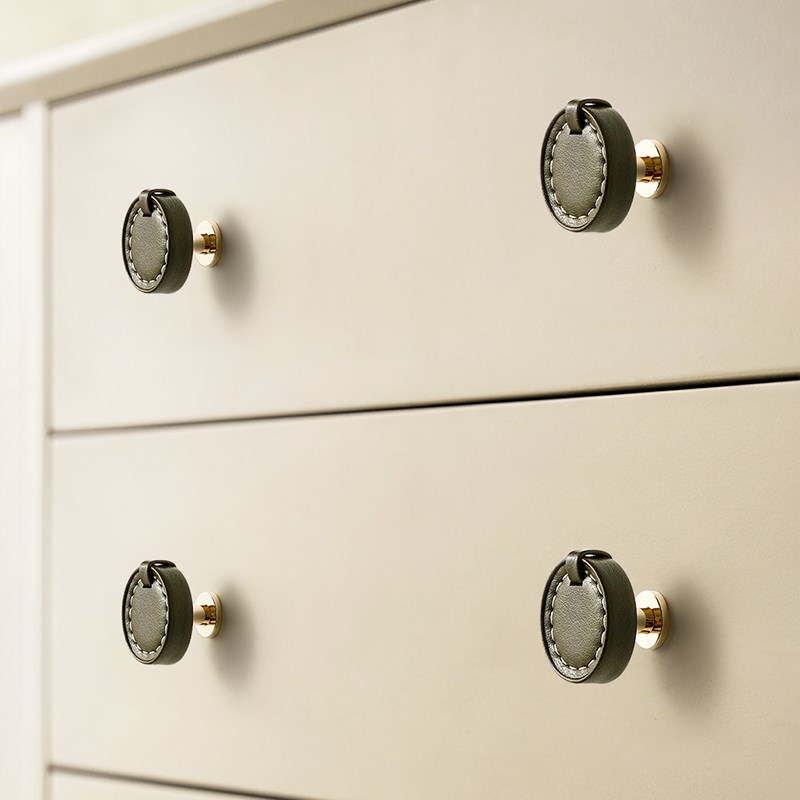 中古风柜门拉手抽屉衣柜皮质门把手柜子高级感圆形单孔皮革小拉手