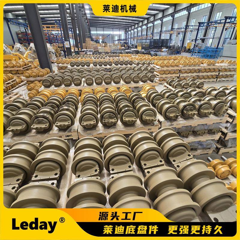 履带底盘生产工厂支重轮厂家卡特小松山推型支重轮托轮