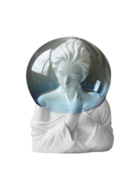 蓝色泡泡女孩客厅桌面人物摆件白色树脂艺术雕塑高级感软装饰品大