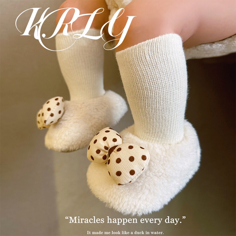 新生婴儿袜子秋冬季加绒加厚韩版公主软底外出男女宝宝中筒防滑袜