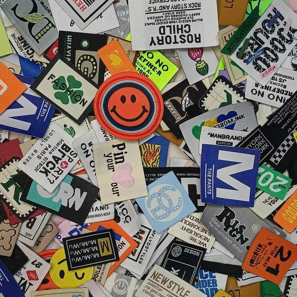 随机30只服装DIY织标布贴布标补丁装饰标帽子包包鞋子织唛需缝补