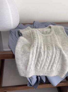 灰色马甲针织衫毛线背心女202z4新款秋冬韩系叠穿坎肩无袖毛衣短