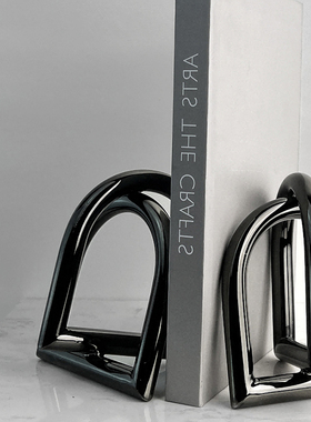 现代书档摆件几何书立样板房间客厅创意书房软装饰品金属书靠