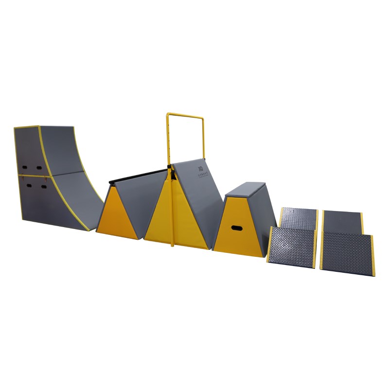 跑酷训练器材九件体适能感统器材儿童攀爬架幼儿园教具跑酷挡板