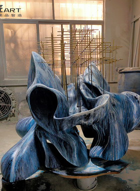 阿罗瓦克朗施莱格《学士 》售楼部大堂装饰艺术品落地雕塑摆件