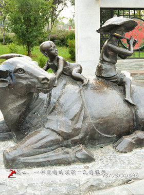 定制户外大型牛雕塑城市广场玻璃钢铸铜牛雕像园林景观艺术品铜雕