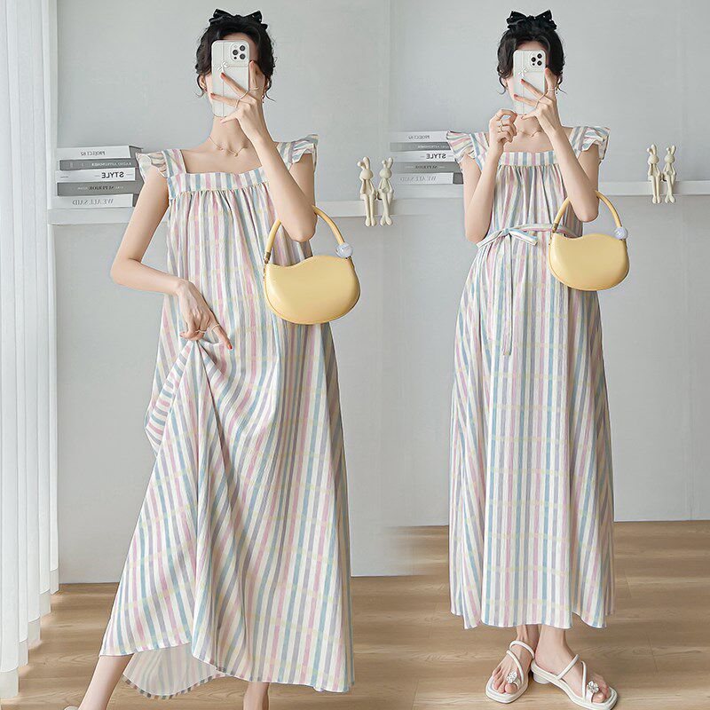孕妇装夏装时尚小飞袖方领条纹连衣裙2025新款孕妇裙夏季网红裙子