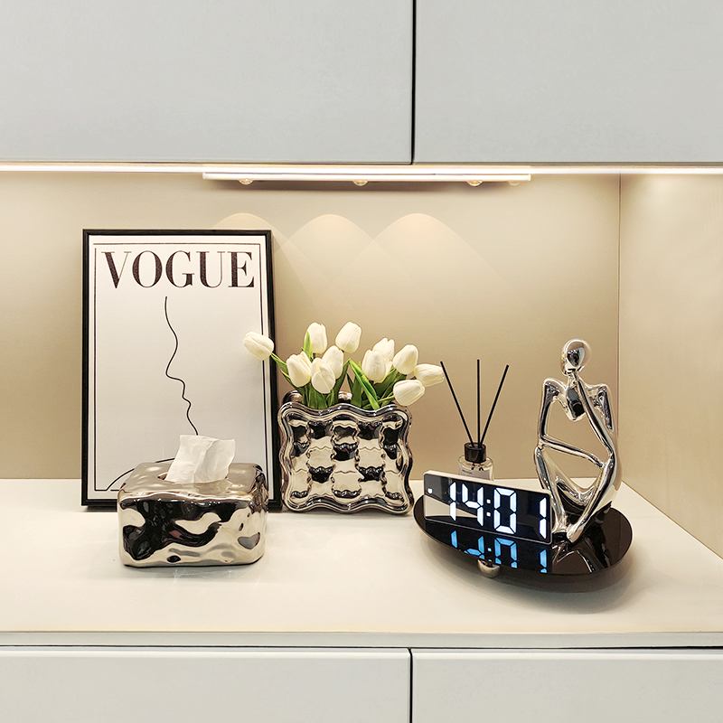 简约风高档家居样板房软装组合搭配轻奢客厅玄关餐边柜装饰品摆件