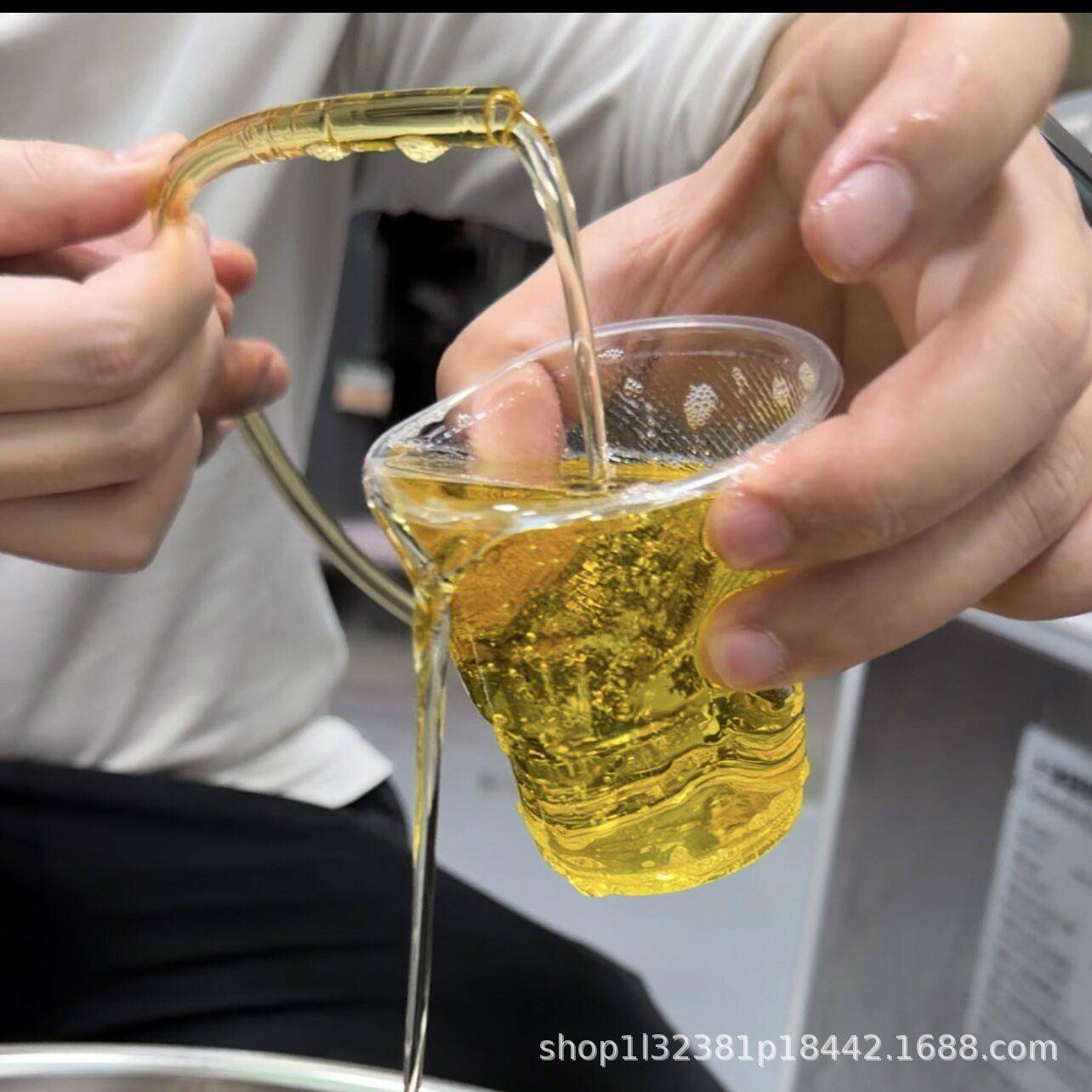 . 粮油螺旋榨油机全自动连续压榨花生茶籽芝麻核桃油葵加