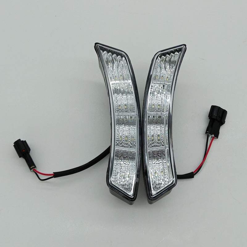 比德文M7宝路达DS7电动汽车轿车前雾灯日行灯昼行灯前杠灯 行车灯