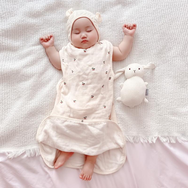 婴幼儿薄款背心睡袋春夏竹棉纱布护肚家居四层新生防踢被全棉连体