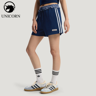 Adidas/阿迪达斯正品三叶草女士运动针织休闲格纹拼接短裤KU9394