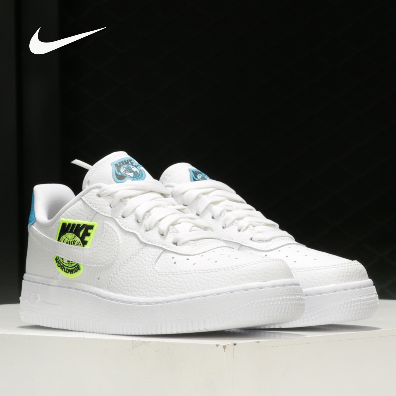 Nike/耐克正品AIR FORCE 1'07 SE AF1女子运动休闲板鞋 CT1414