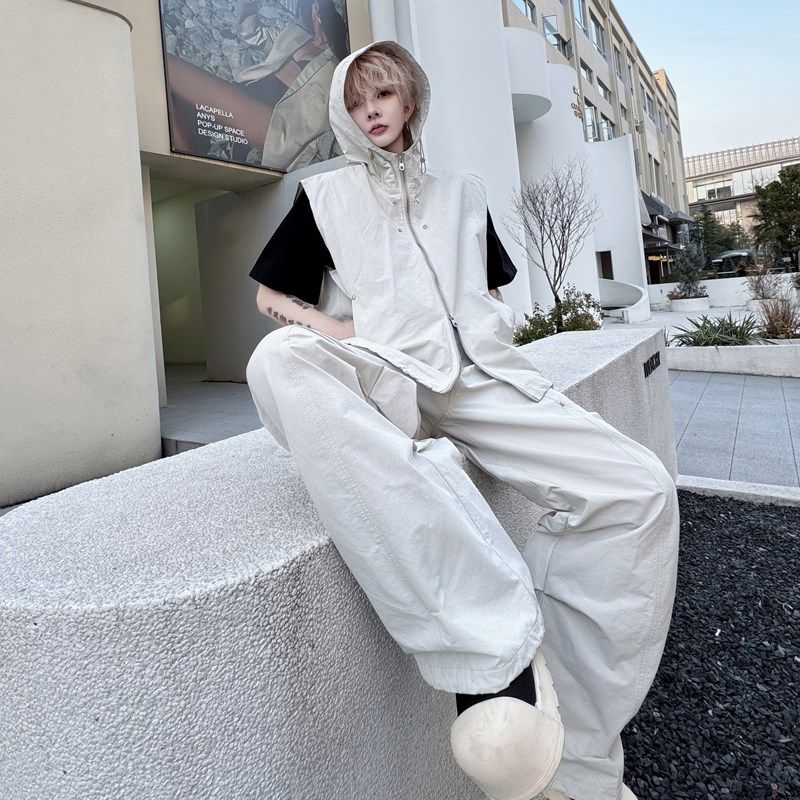 2025夏装美式高街纯色铆钉连帽无袖马甲套装男休闲运动长裤两件套,男装,时尚套装,淘宝优惠券,粉丝福利购,淘宝优惠卷