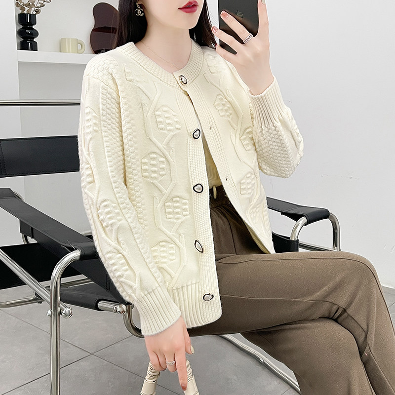 女士圆领麻花针织开衫女2024年早春新款韩版宽松外搭毛衣外套上衣