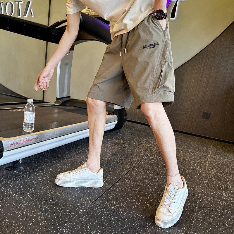 工装短裤男2025新款夏季潮牌高端口袋拉链设计直筒宽松休闲五分裤,男装,短裤,淘宝优惠券,粉丝福利购,淘宝优惠卷
