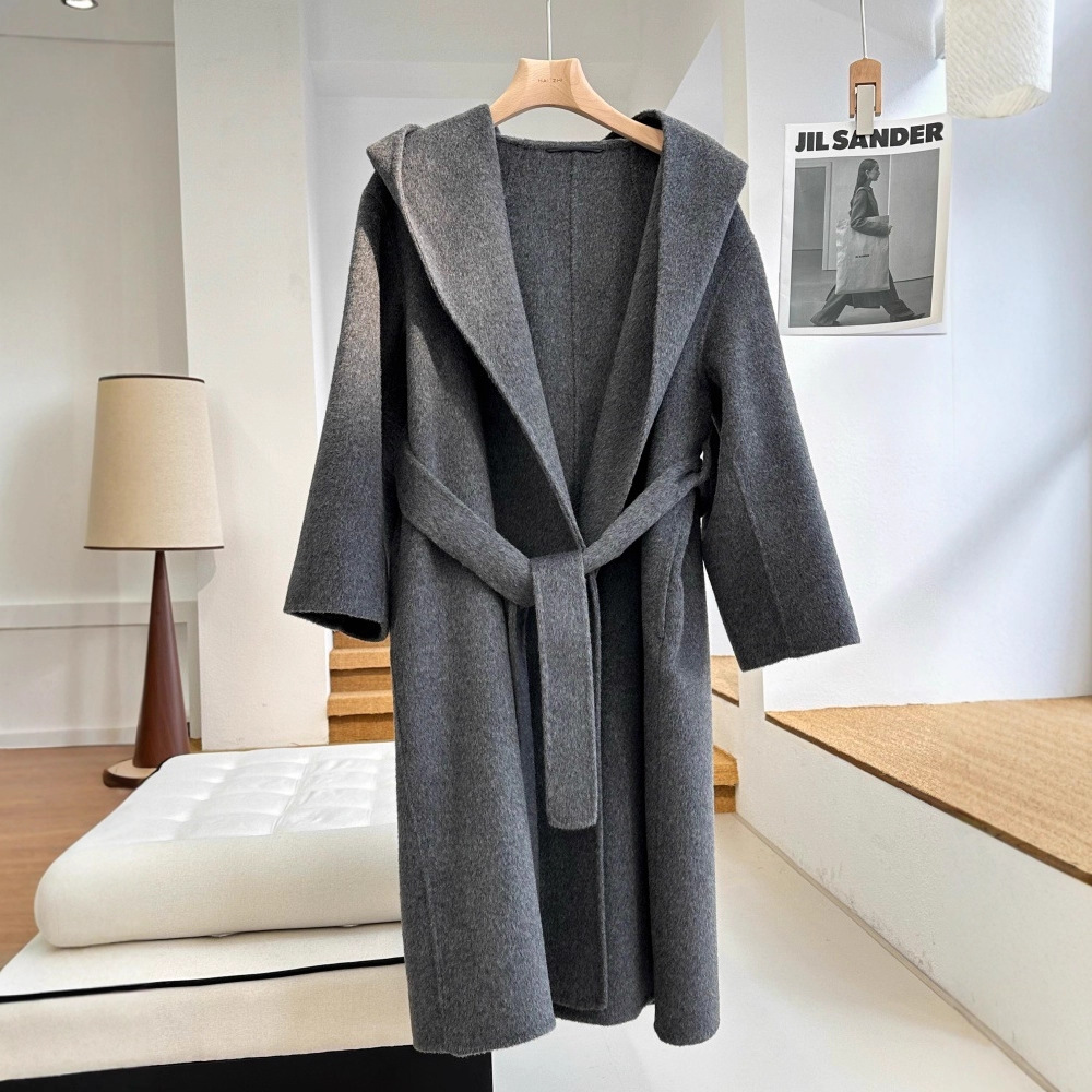 荃w毒家！柜1.9W+!！~几十件！羊毛双面呢全手工连帽浴袍系带大衣