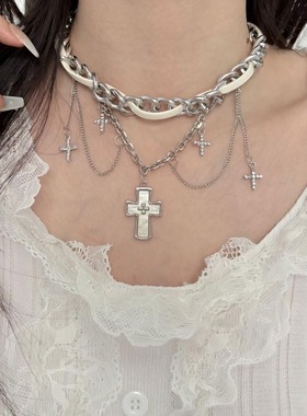 十字架铆钉皮绳缠绕choker小众设计流苏项链y2k亚比配饰甜酷颈链