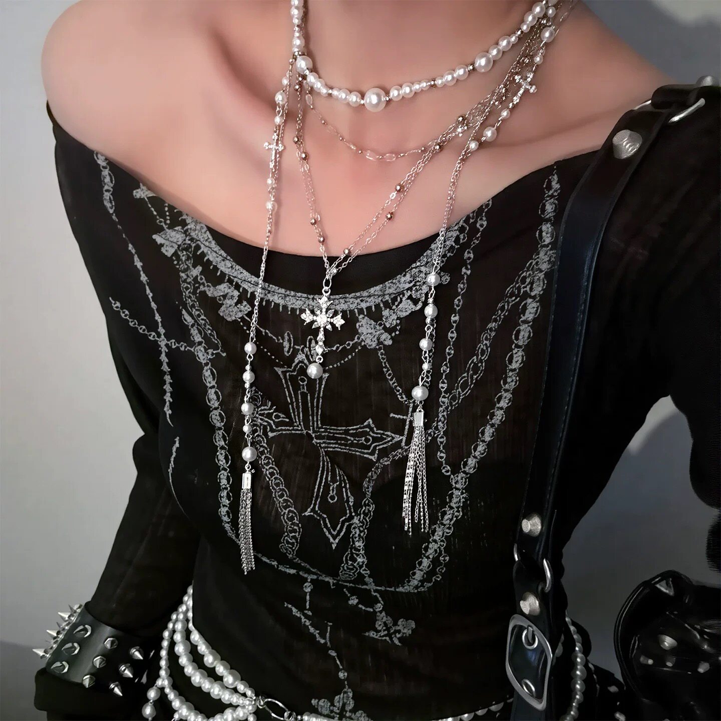 精致重工！多层叠戴十字架珍珠项链女复古辣妹设计长款流苏毛衣链